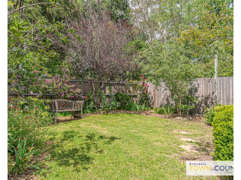 1/ 8 McKeon Avenue, Armidale NSW 2350