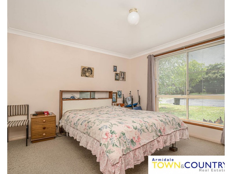 10 Verna Close, Armidale NSW 2350