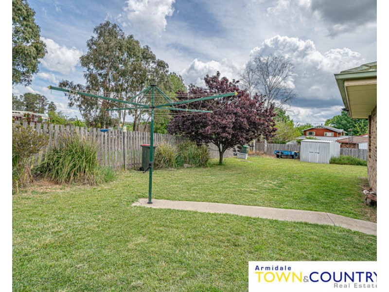 10 Verna Close, Armidale NSW 2350
