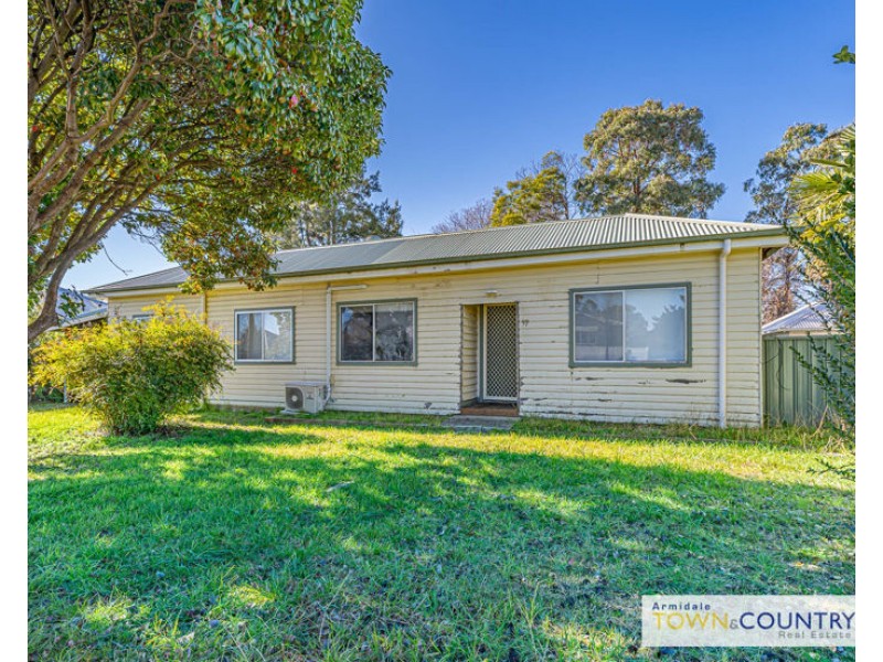 97 Niagara Street, Armidale NSW 2350