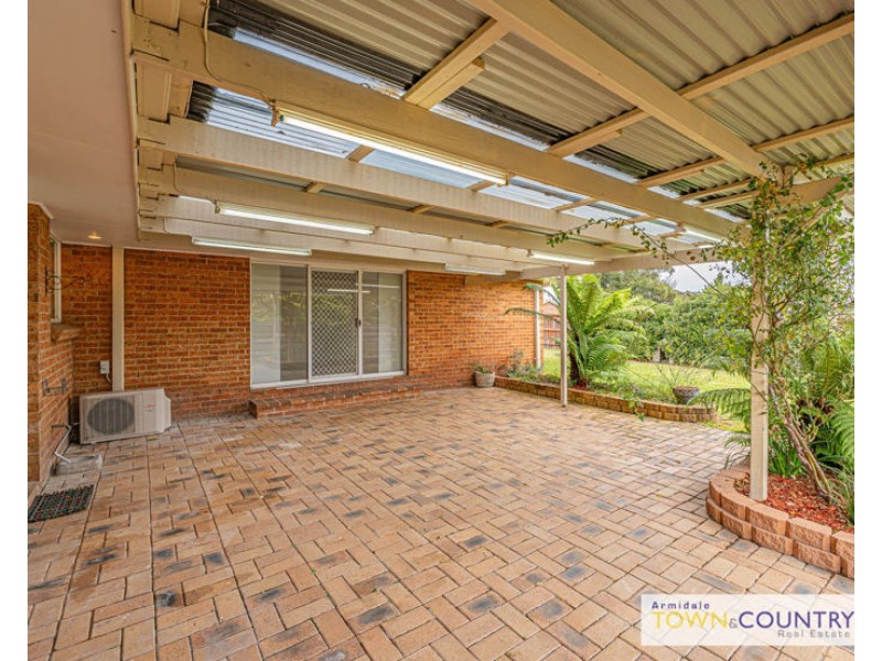 6 Grantham Place, Armidale NSW 2350