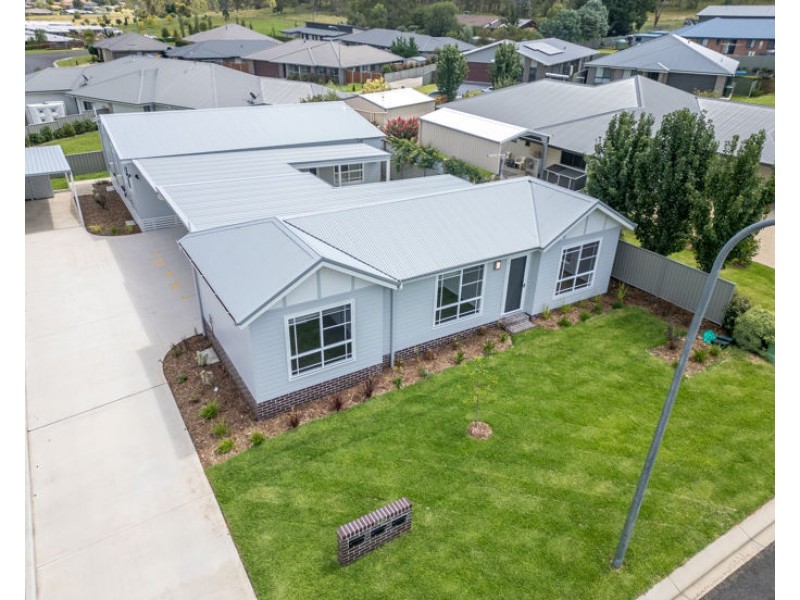 Units 3/ 10 Ailsa Crescent, Armidale NSW 2350