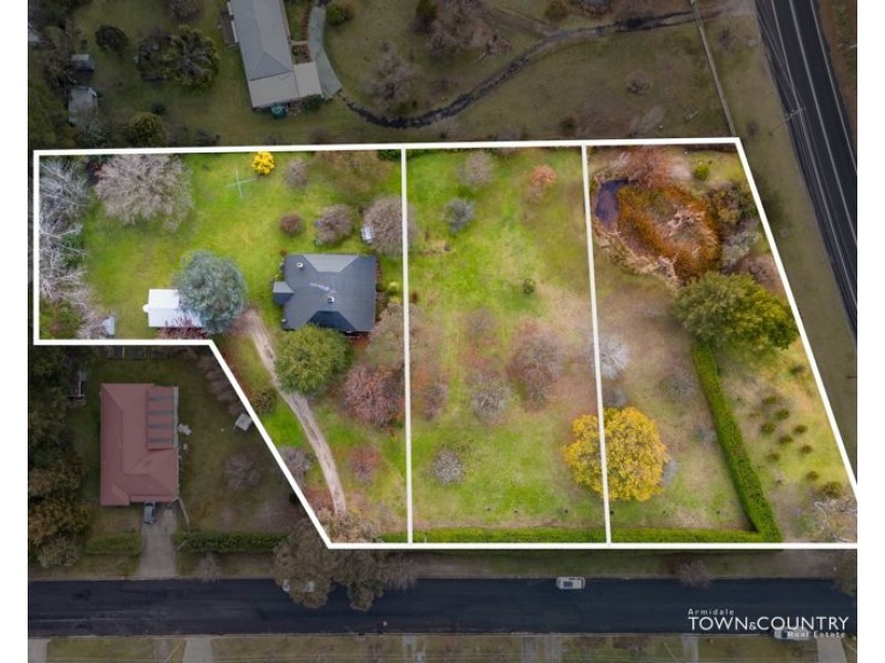 1 Rowan Avenue, Uralla NSW 2358