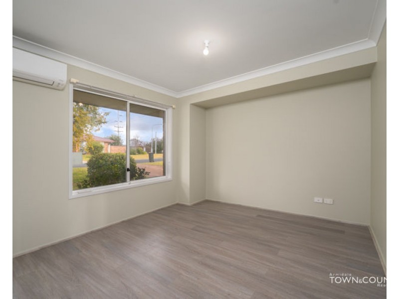 11 Glendower Close, Armidale NSW 2350