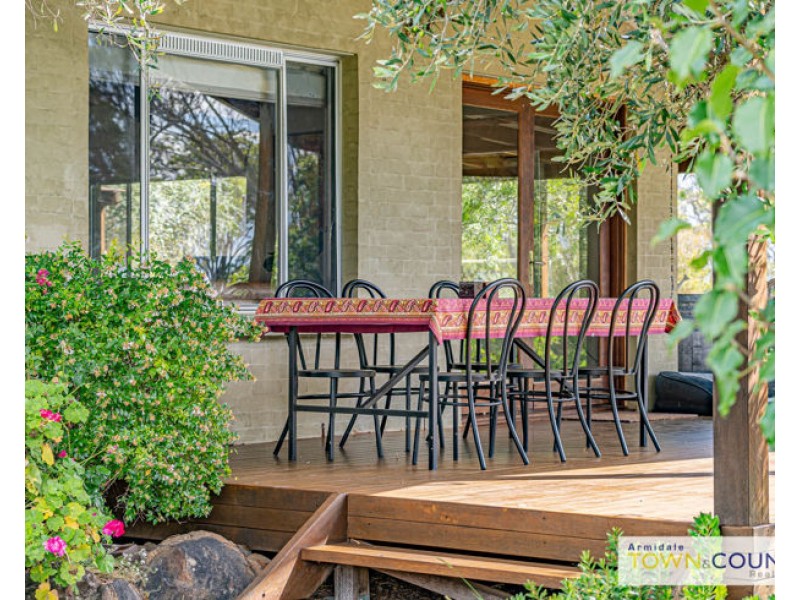 53 Budumba Road, Armidale NSW 2350