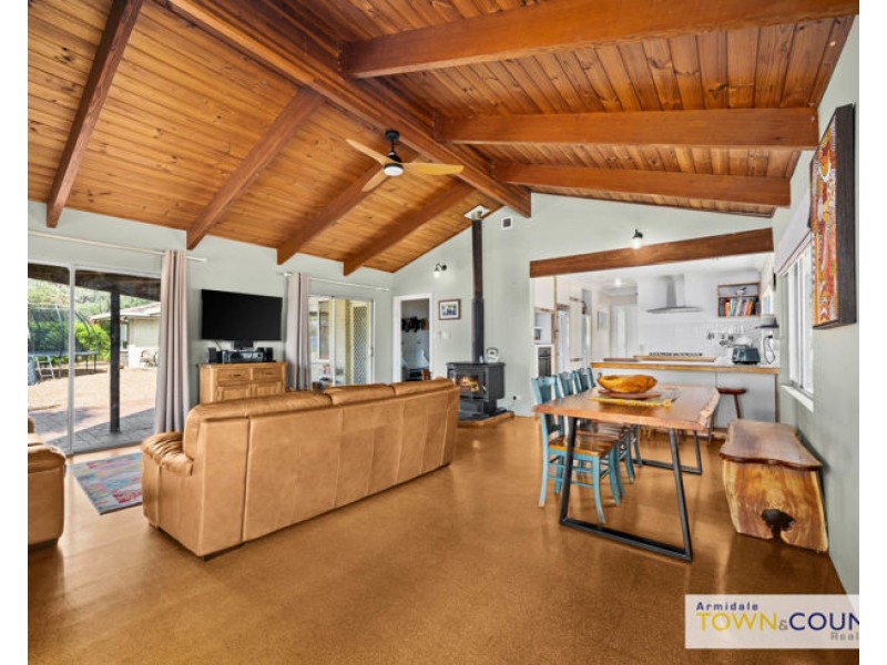 53 Budumba Road, Armidale NSW 2350