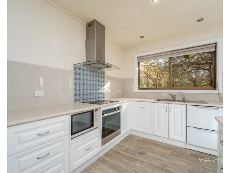 20 Balgownie Drive, Armidale NSW 2350