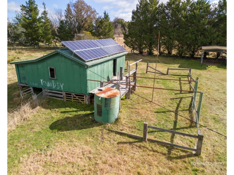 20 Balgownie Drive, Armidale NSW 2350