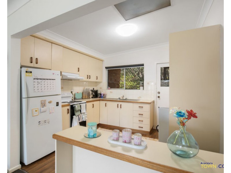 Unit 1 & 2/ 1 Johnson Avenue, Armidale NSW 2350