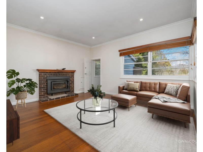 136 Barney Street, Armidale NSW 2350