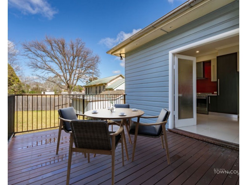 136 Barney Street, Armidale NSW 2350