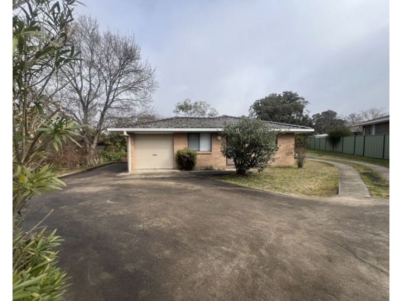 1/20 North Street, Armidale NSW 2350