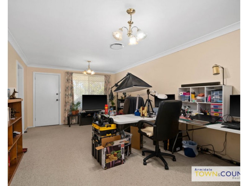 2/2 Sunset Avenue, Armidale NSW 2350