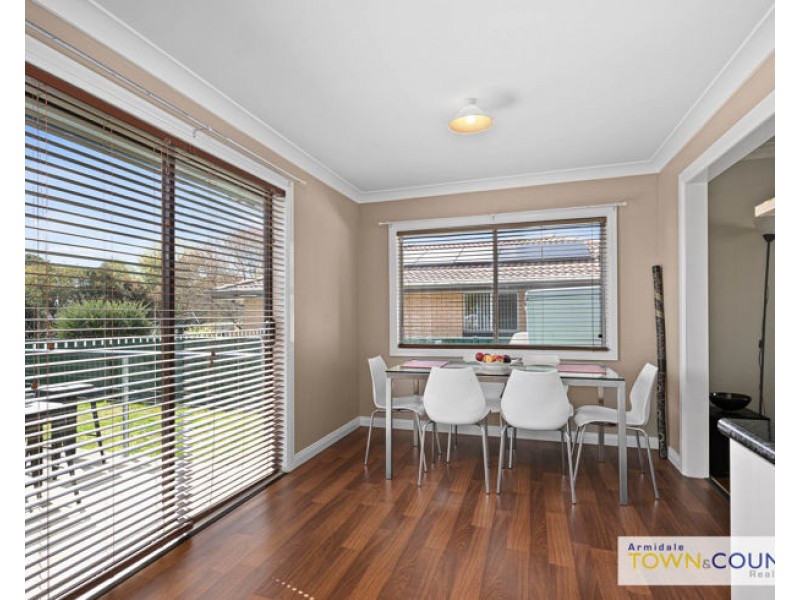 31 Bowman Avenue, Armidale NSW 2350