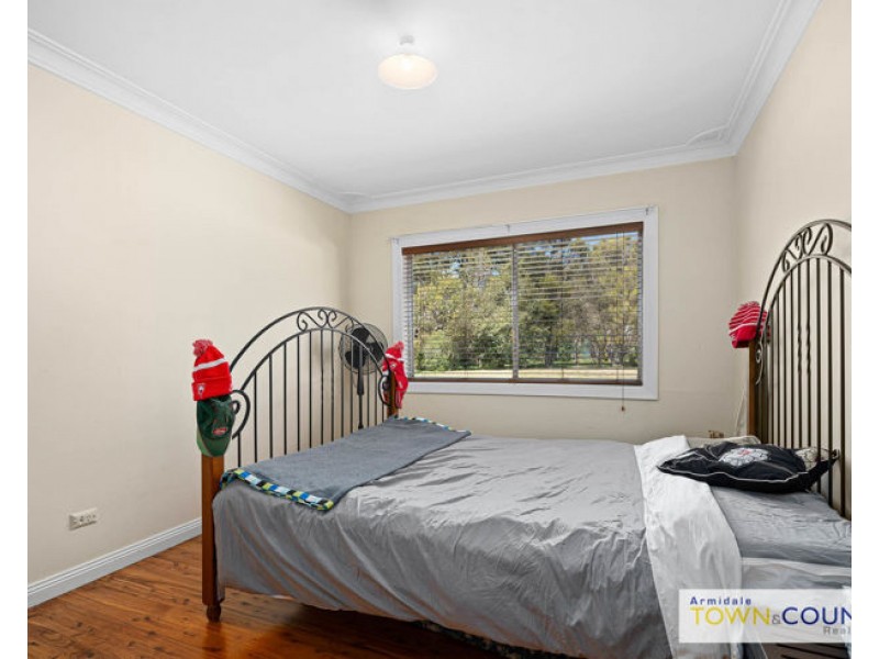 31 Bowman Avenue, Armidale NSW 2350