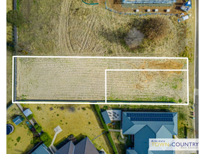 7 Campbell Parade, Armidale NSW 2350