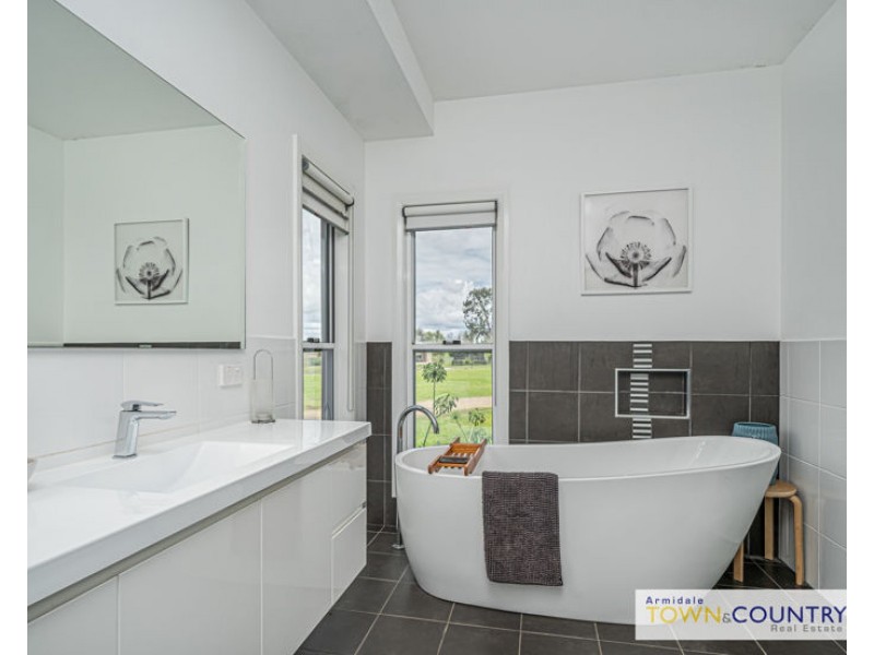 5-7 Post Way, Armidale NSW 2350