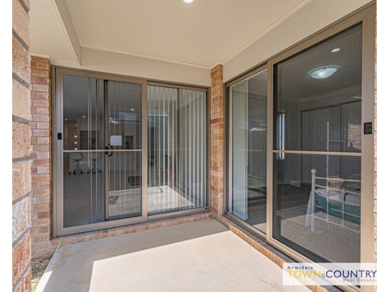 1/ 31 Arundel Drive, Armidale NSW 2350