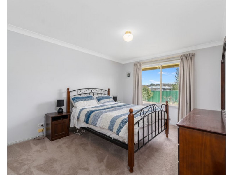 1 Ishbell Drive, Armidale NSW 2350
