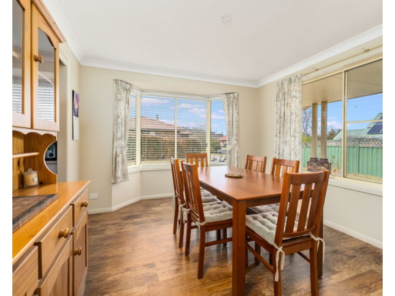 1 Ishbell Drive, Armidale NSW 2350