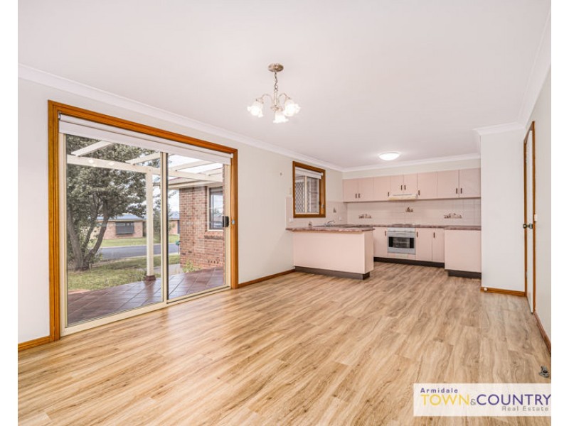 12 Aldred Avenue, Armidale NSW 2350
