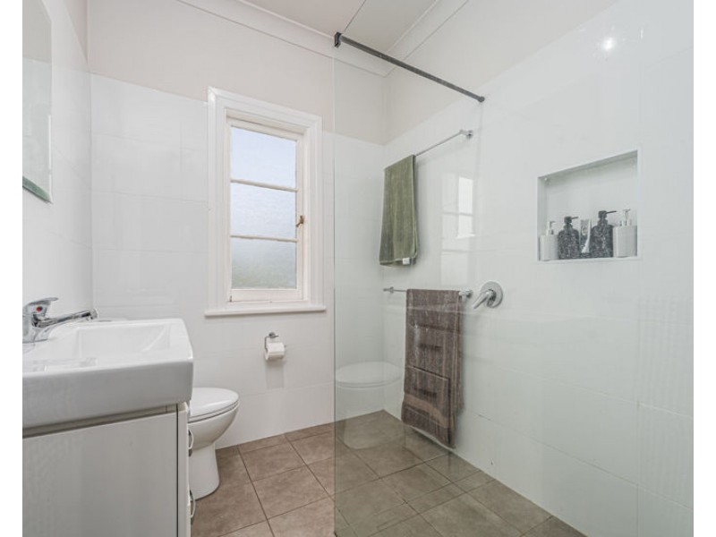 16 Marsh Street, Armidale NSW 2350