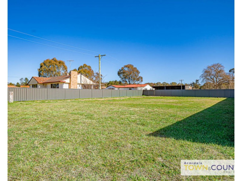 50A & 50B Martin Street, Armidale NSW 2350