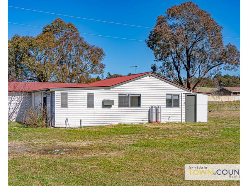 50A & 50B Martin Street, Armidale NSW 2350