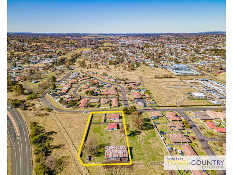 50A & 50B Martin Street, Armidale NSW 2350