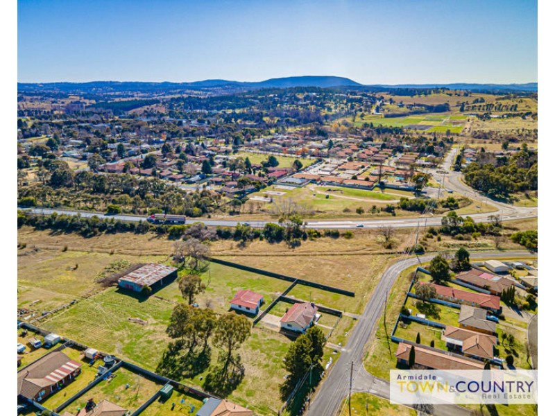 50A & 50B Martin Street, Armidale NSW 2350
