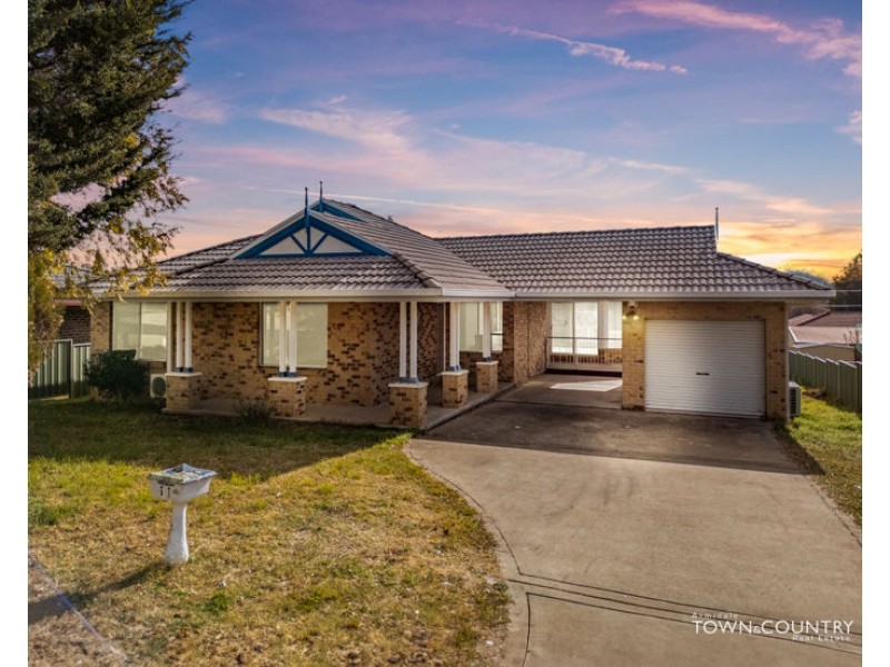 11 Glendower Close, Armidale NSW 2350