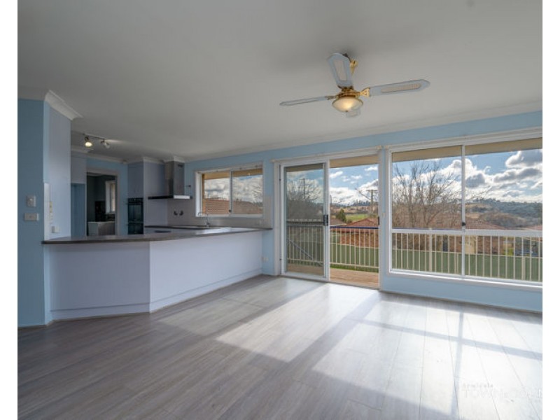 11 Glendower Close, Armidale NSW 2350