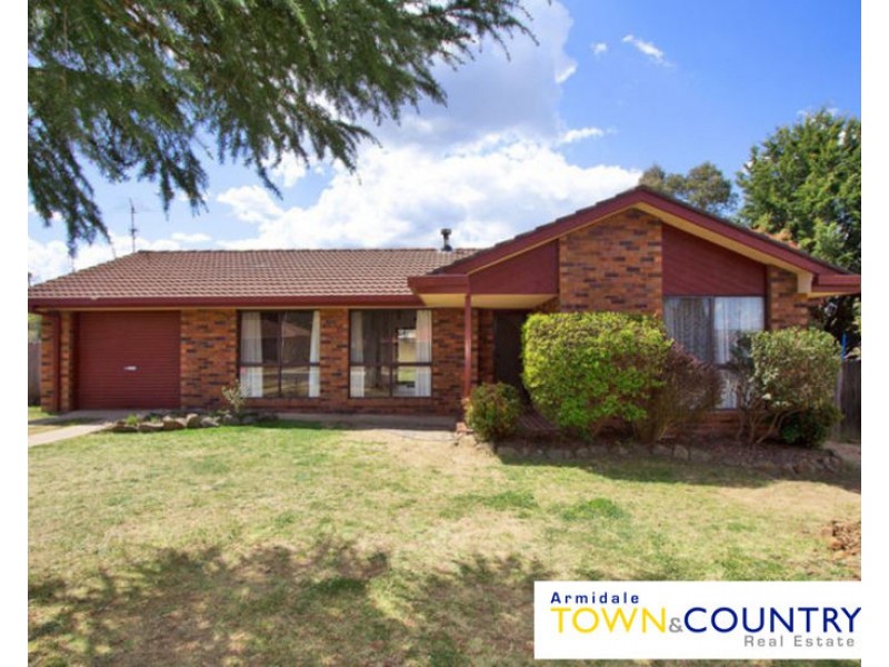 13 Jayne Close, Armidale NSW 2350