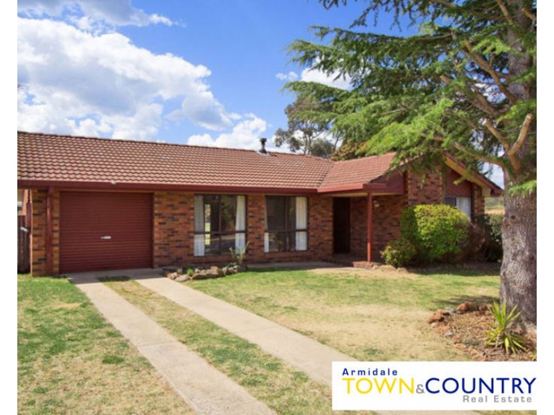 13 Jayne Close, Armidale NSW 2350