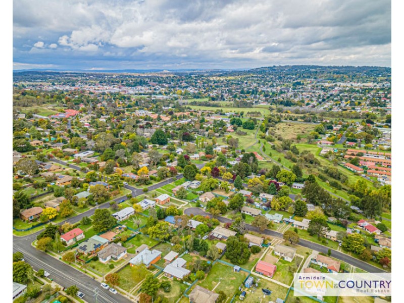 7 Herbert Lane, Armidale NSW 2350