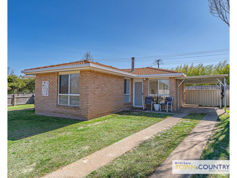 36 Verna Close, Armidale NSW 2350