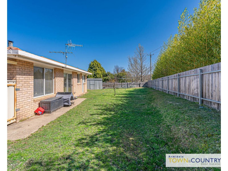 36 Verna Close, Armidale NSW 2350