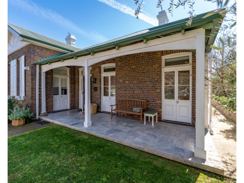 151 Brown Street, Armidale NSW 2350