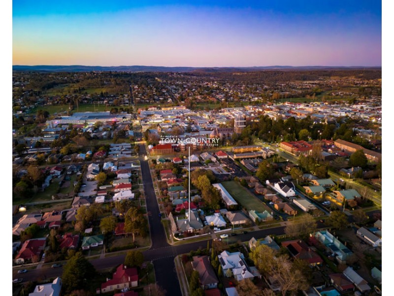 151 Brown Street, Armidale NSW 2350