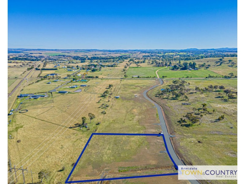 44 Varley Court, Armidale NSW 2350