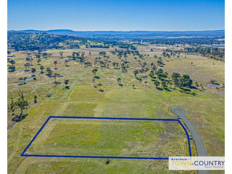 73 Varley Court, Armidale NSW 2350