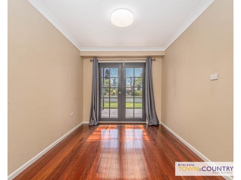 168B Galloway, Armidale NSW 2350