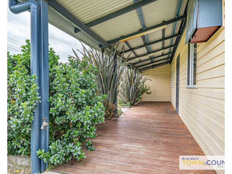 31 John Street, Uralla NSW 2358