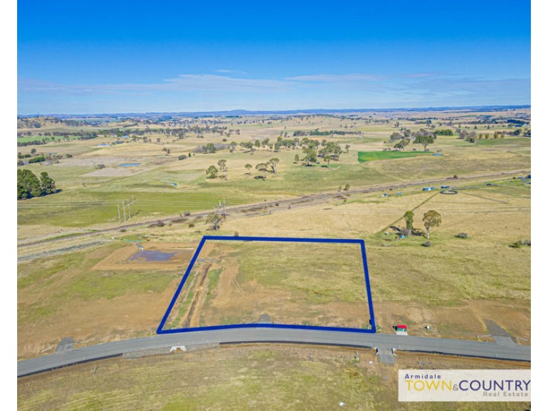 52 Varley Court, Armidale NSW 2350