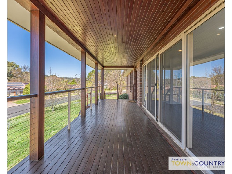 12 Napier Court, Armidale NSW 2350
