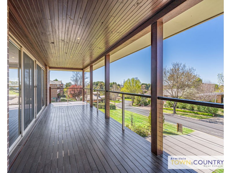 12 Napier Court, Armidale NSW 2350