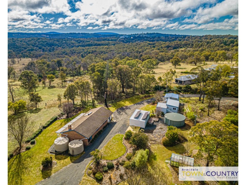 52 Budumba Road, Armidale NSW 2350