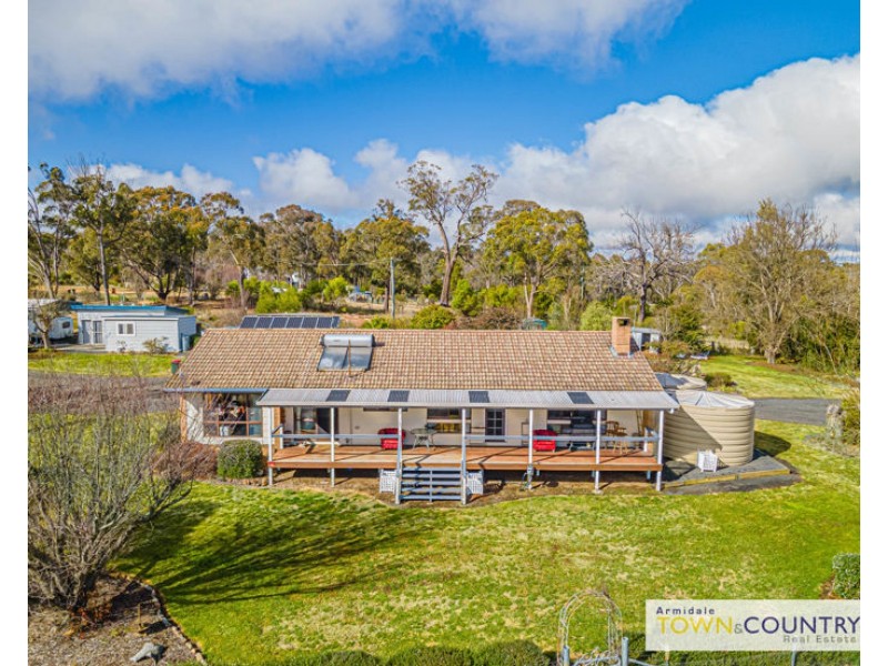 52 Budumba Road, Armidale NSW 2350