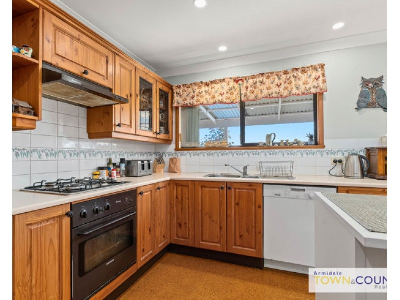 52 Budumba Road, Armidale NSW 2350