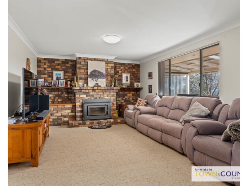 52 Budumba Road, Armidale NSW 2350